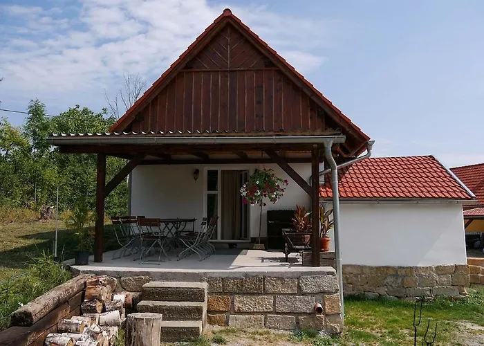 Brezka 펜션 Libuň